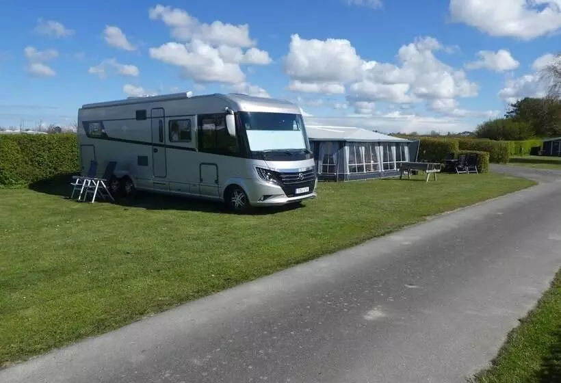 Hotelli Nakskov Fjord Camping & Cottages