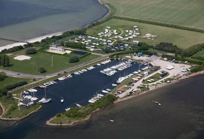 Hotelli Nakskov Fjord Camping & Cottages