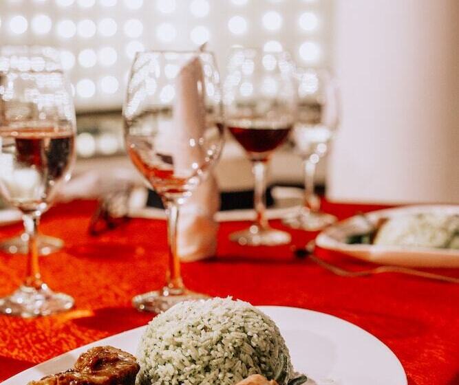 Hotel Oceanic Hosteria Y Restaurante