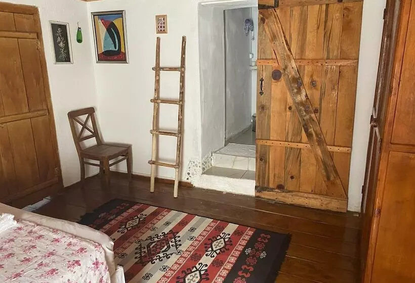 هتل Panos Ciftlik
