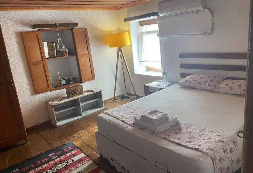 هتل Panos Ciftlik