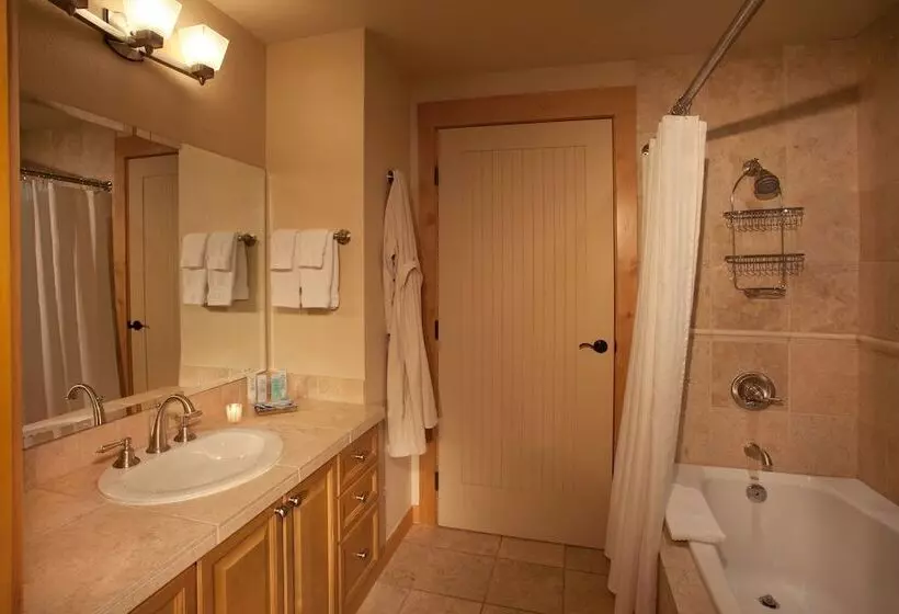 Hotelli The Edelweiss Lodge And Spa