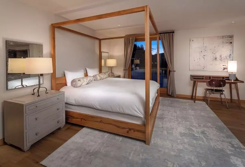 Hotelli The Edelweiss Lodge And Spa