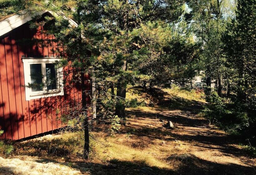 Lövhagens Café & Vandrarhem