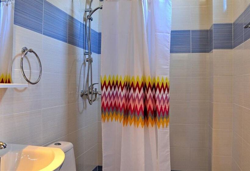 Mikro Nisi Studios & Apartments