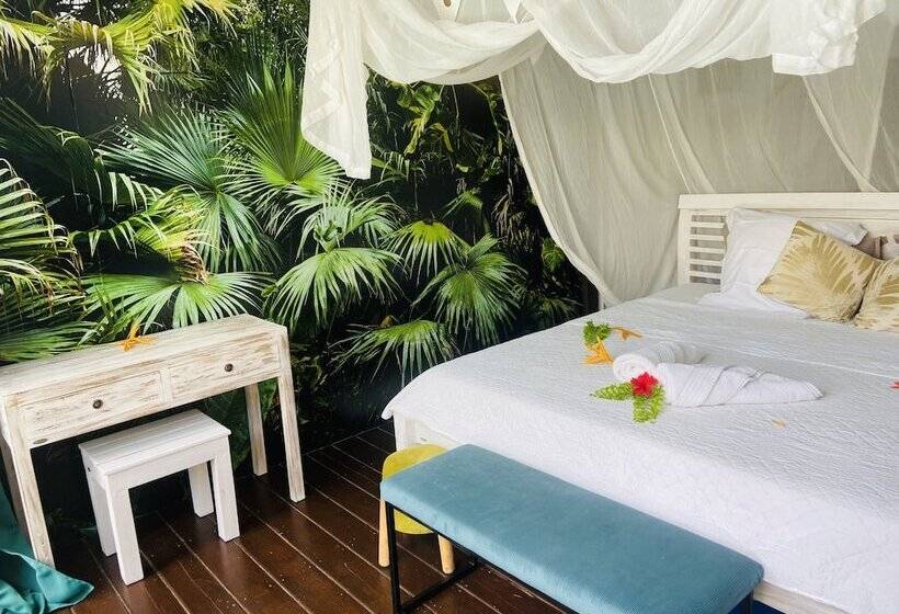 پانسیون Eden Paradise Spa Ecolodge