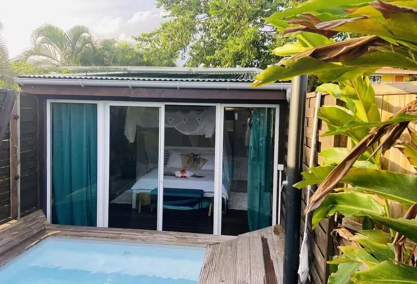 پانسیون Eden Paradise Spa Ecolodge