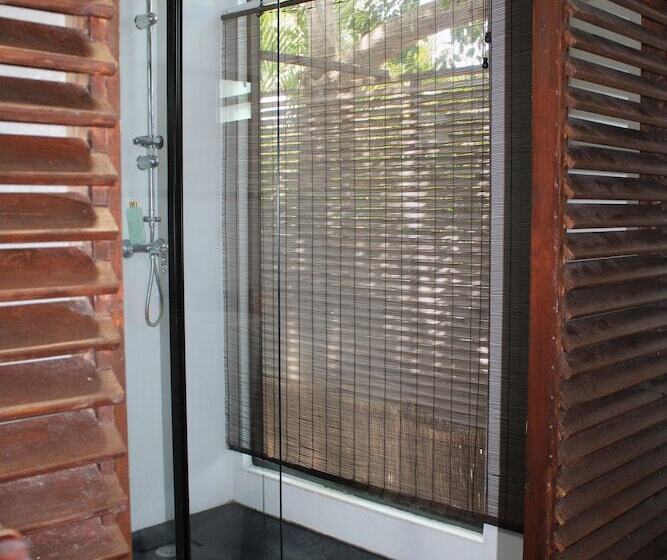 پانسیون Eden Paradise Spa Ecolodge