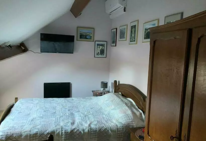 Majatalo Le Castillon