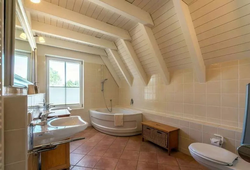 Reetdachhaus In Krienke