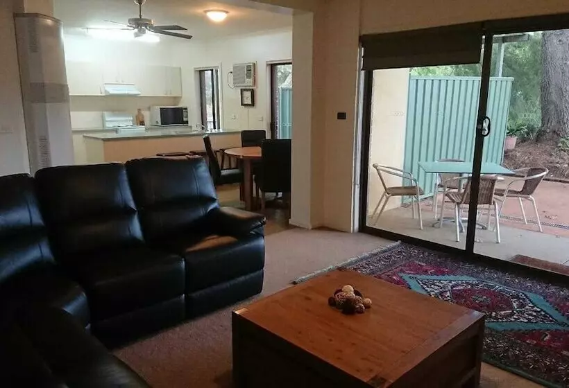 Shepparton Golf Club Motel