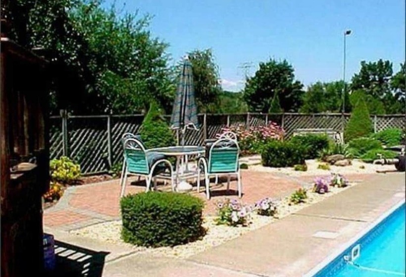 The Dominion House Bed & Breakfast