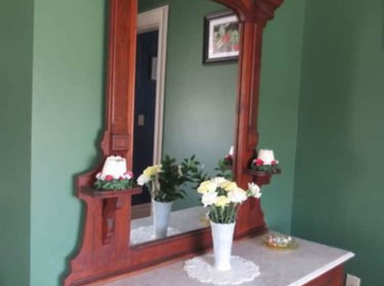 The Dominion House Bed & Breakfast