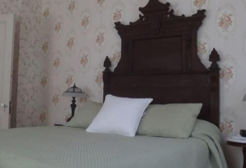 The Dominion House Bed & Breakfast