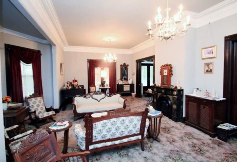 The Dominion House Bed & Breakfast