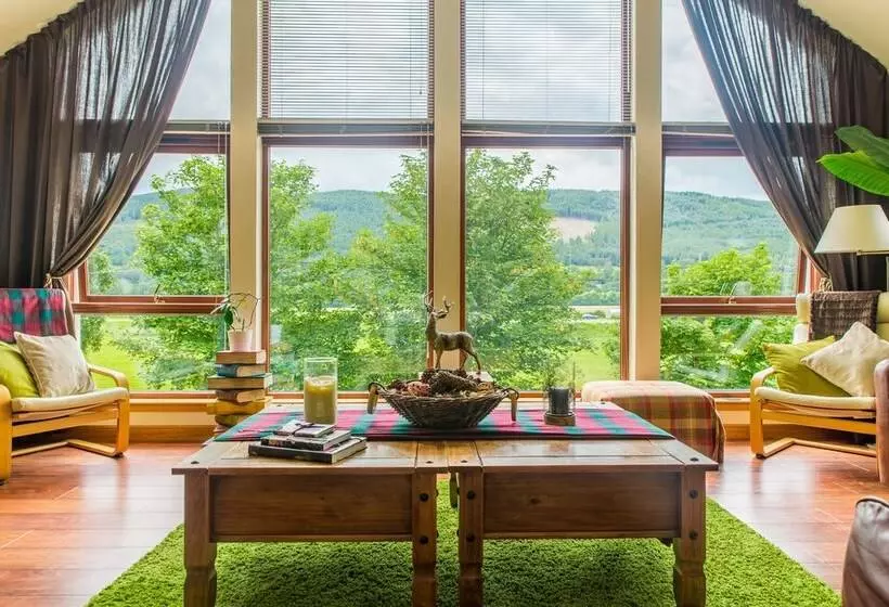 Tigh Geal Boutique Bed & Breakfast