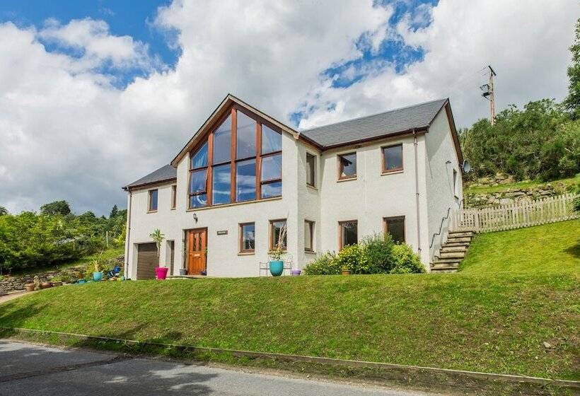 Tigh Geal Boutique Bed & Breakfast