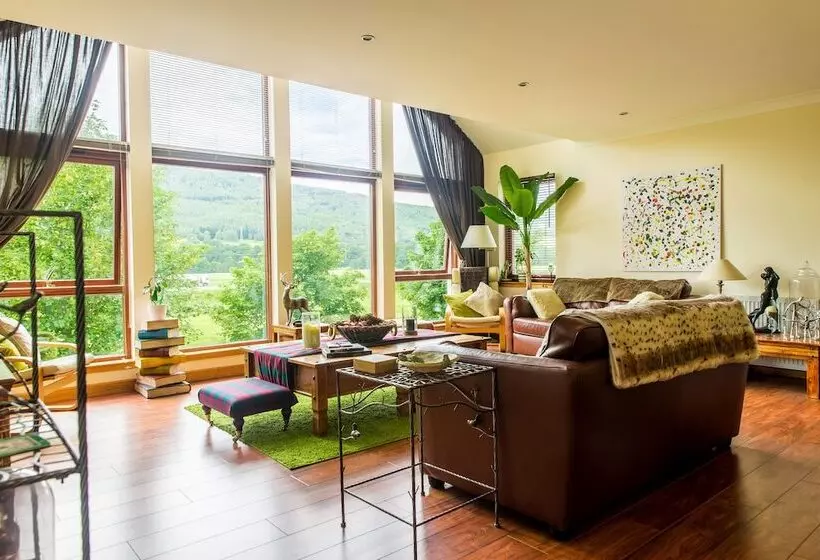 Tigh Geal Boutique Bed & Breakfast