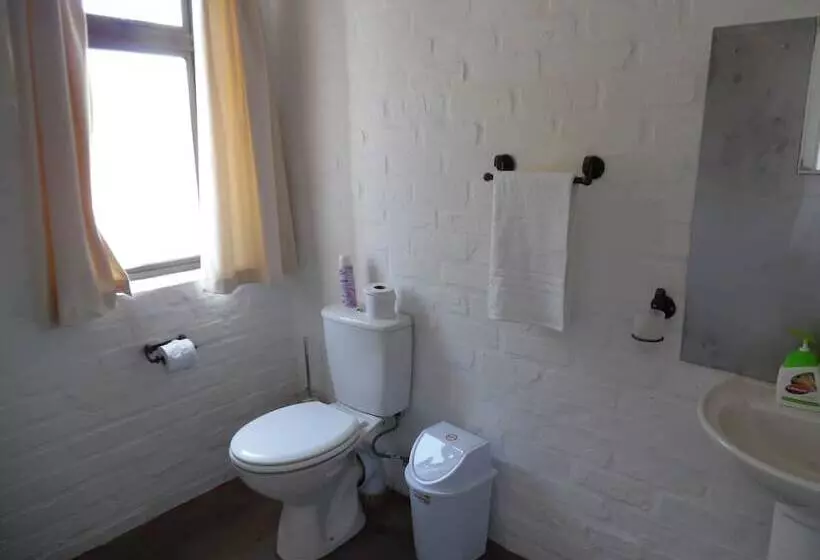 Aamiaismajoitus (B&B) Myrtles Retreat