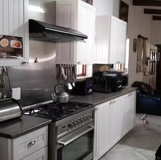 Aamiaismajoitus (B&B) Myrtles Retreat