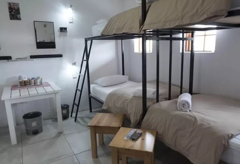 Aamiaismajoitus (B&B) Myrtles Retreat