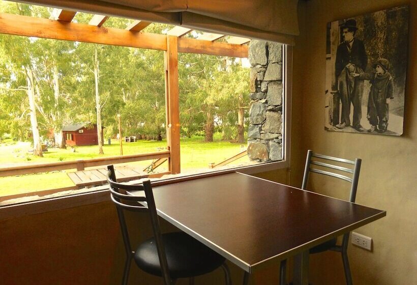 تختخواب و صبحانه Posada Del Viento