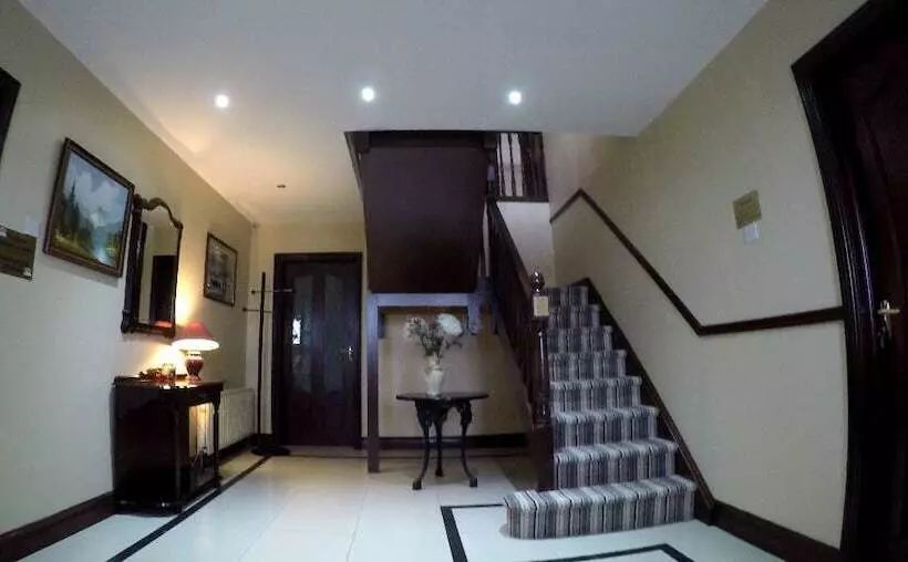 Castleview Golf Course B&b