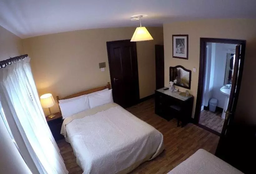 Castleview Golf Course B&b