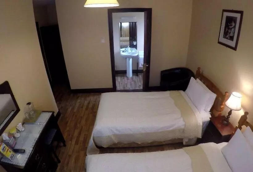 Castleview Golf Course B&b