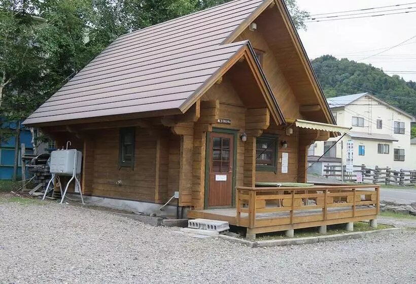 Cottage Primal Stage