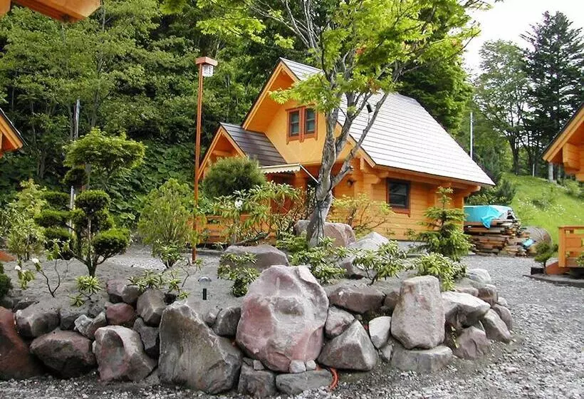 Cottage Primal Stage