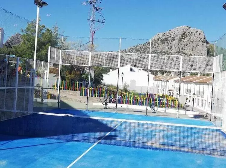 Hotelli Apartamentos Sierra Del Hacho