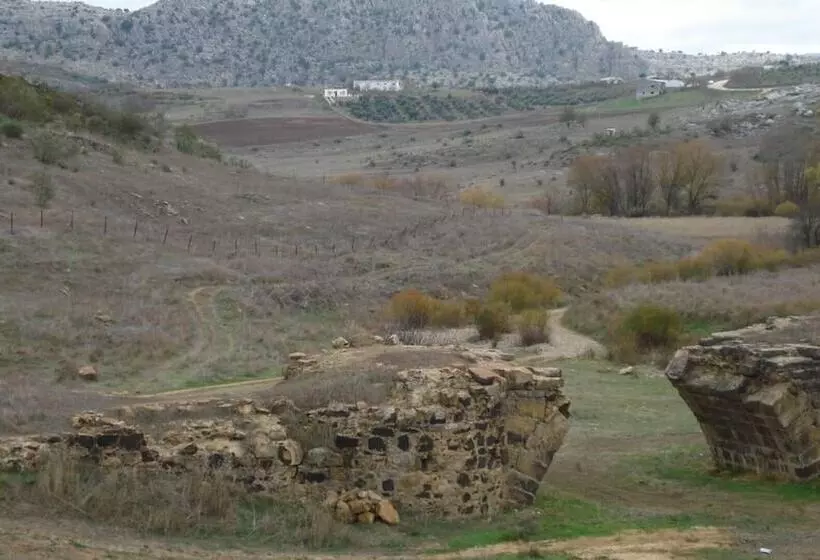 Hotelli Apartamentos Sierra Del Hacho