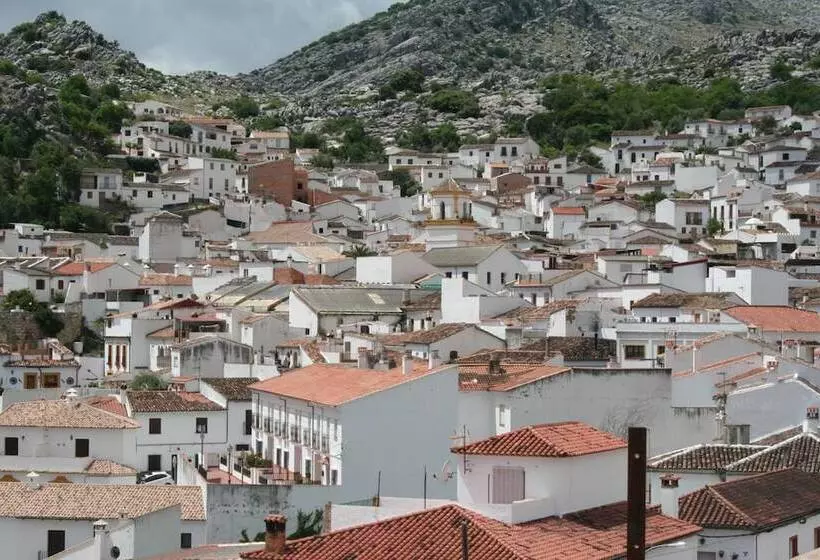 Hotelli Apartamentos Sierra Del Hacho