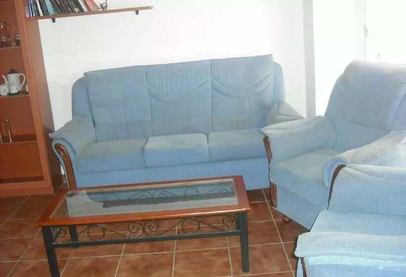 Hotelli Apartamentos Sierra Del Hacho