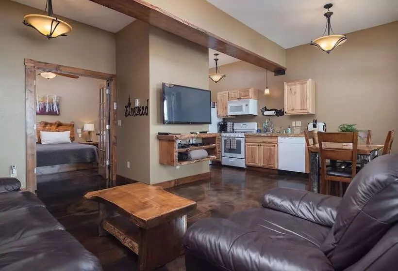 Hotelli Baycrest Lodge