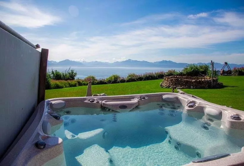 Hotelli Baycrest Lodge