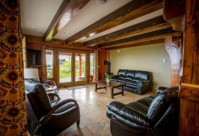 Hotelli Baycrest Lodge