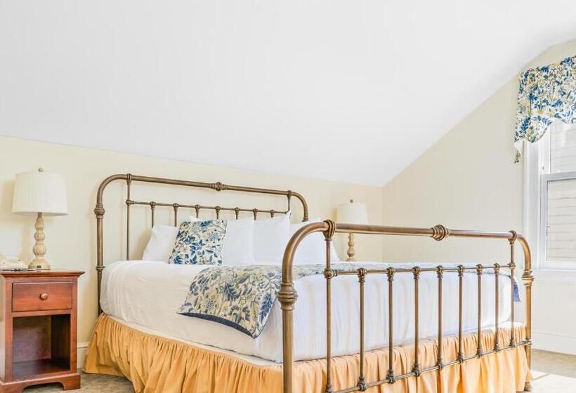 فندق Beekman Arms And Delamater Inn