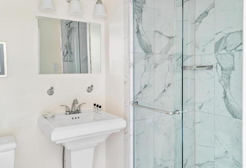 فندق Beekman Arms And Delamater Inn