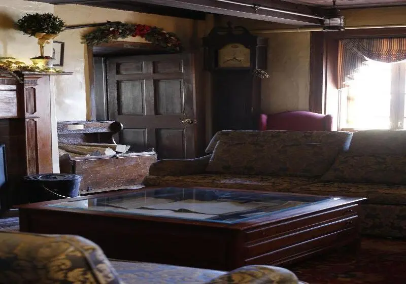 Hotelli Beekman Arms And Delamater Inn