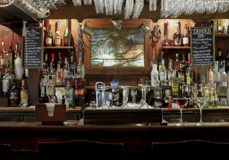 Hotelli Beekman Arms And Delamater Inn