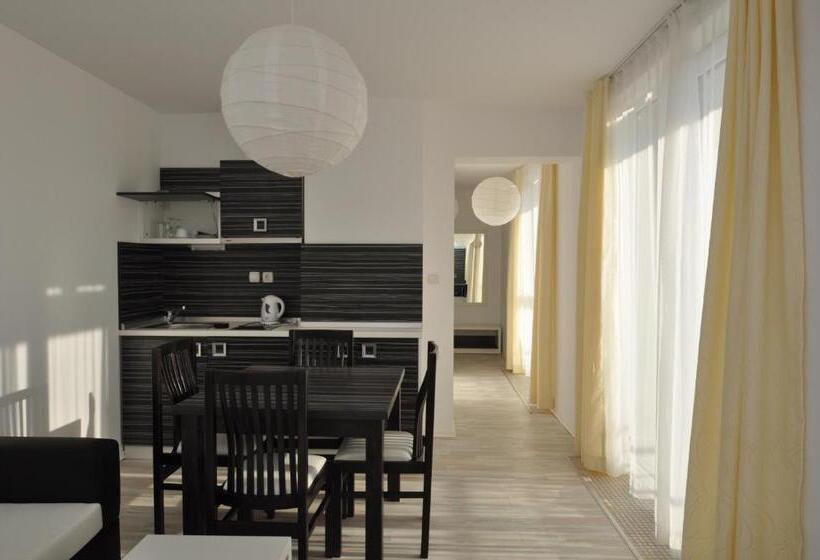 هتل Boutique Suites Rainbow 4