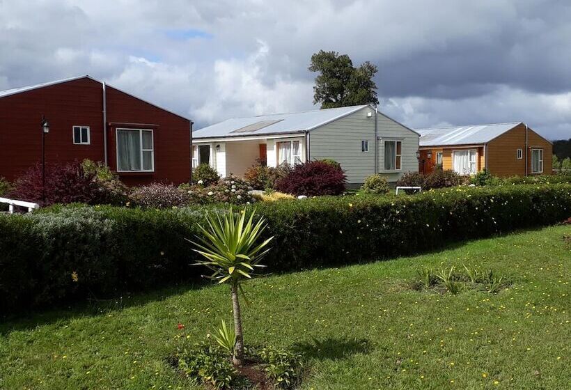 هتل Cabañas Lago Azul