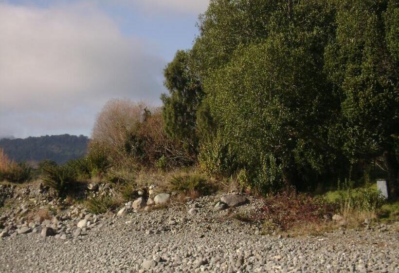 هتل Cabañas Lago Azul