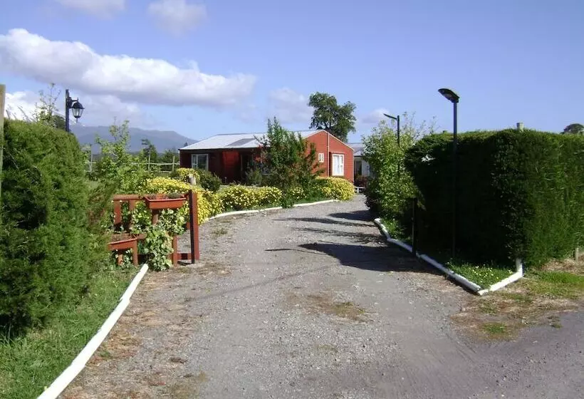 هتل Cabañas Lago Azul