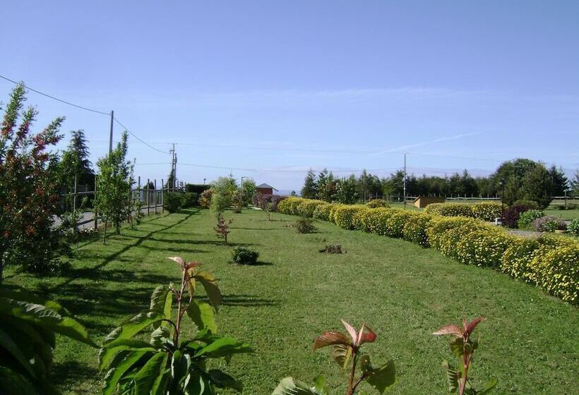 هتل Cabañas Lago Azul