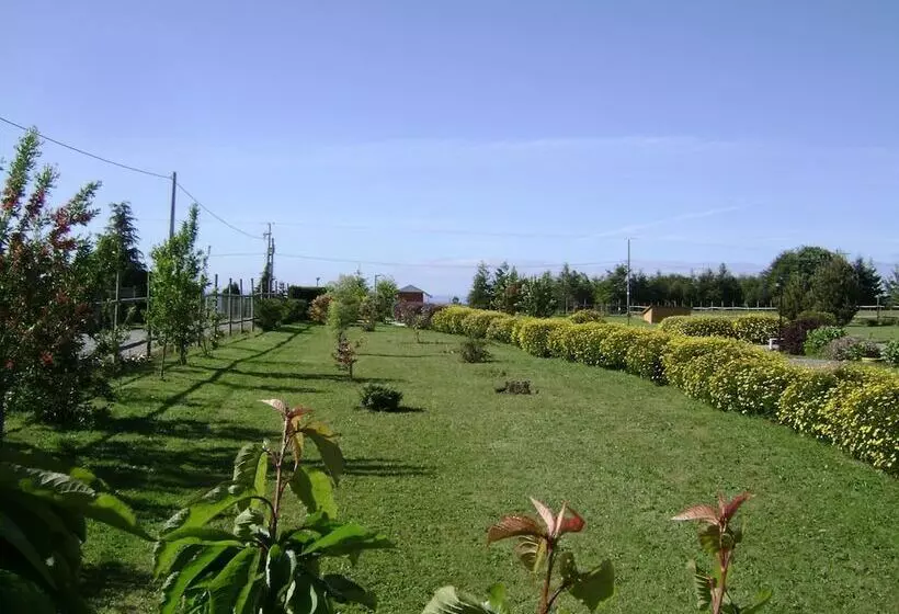 هتل Cabañas Lago Azul