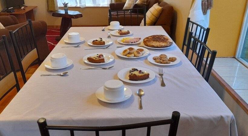 هتل Cabañas Lago Azul