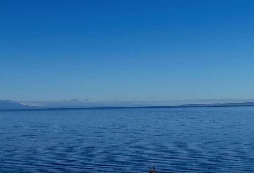 هتل Cabañas Lago Azul